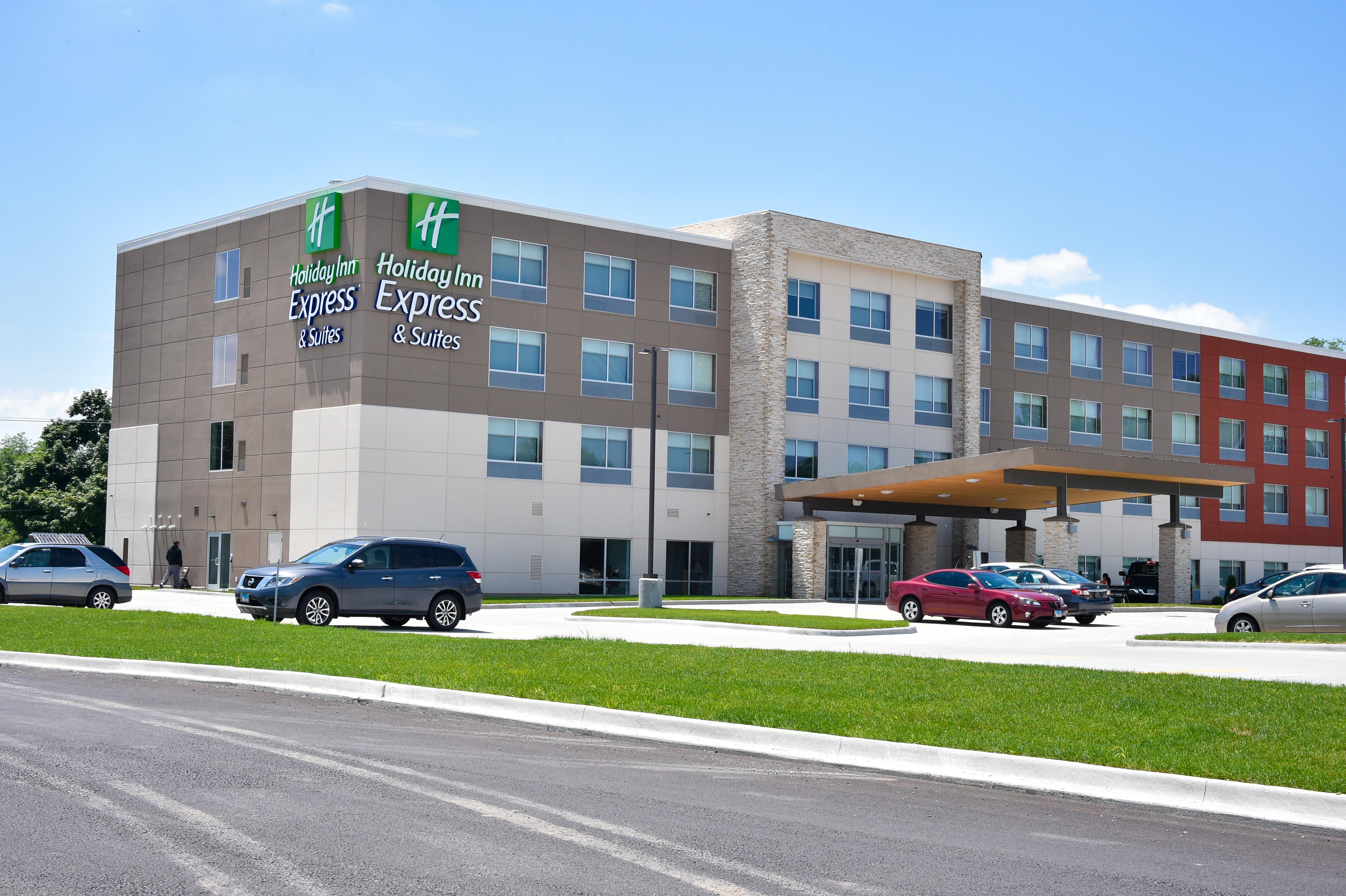 Holiday Inn Express & Suites - Bensenville - O'Hare By Ihg Exteriör bild